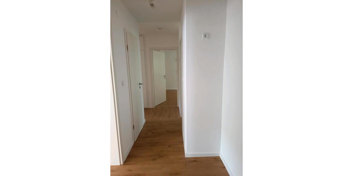 Erdgeschoßwohnung Bad Brückenau - 3 Zimmer, 88 m&sup2;, 180.000&euro; | Angebot:26745674