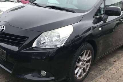 Toyota Verso 151.000 km 6.500 &euro; Osnabrück 49090