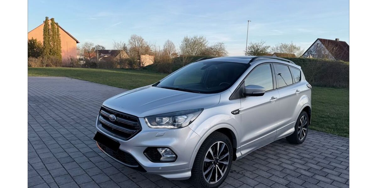 Ford Kuga 80.000 km 16.390 &euro; Bechhofen 91572