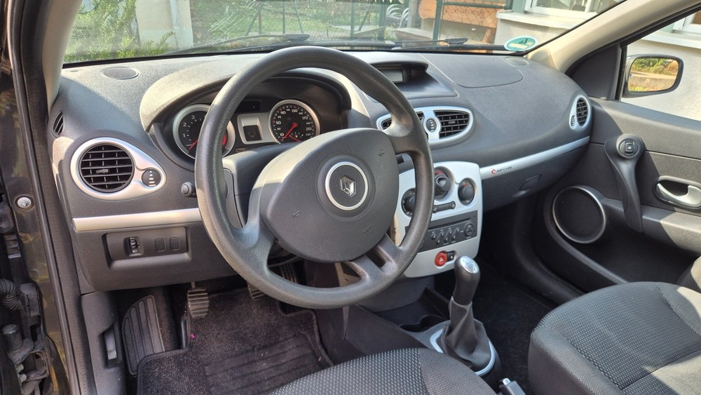 Renault Clio 190.800 km 2.750 &euro; Bad Säckingen 79713
