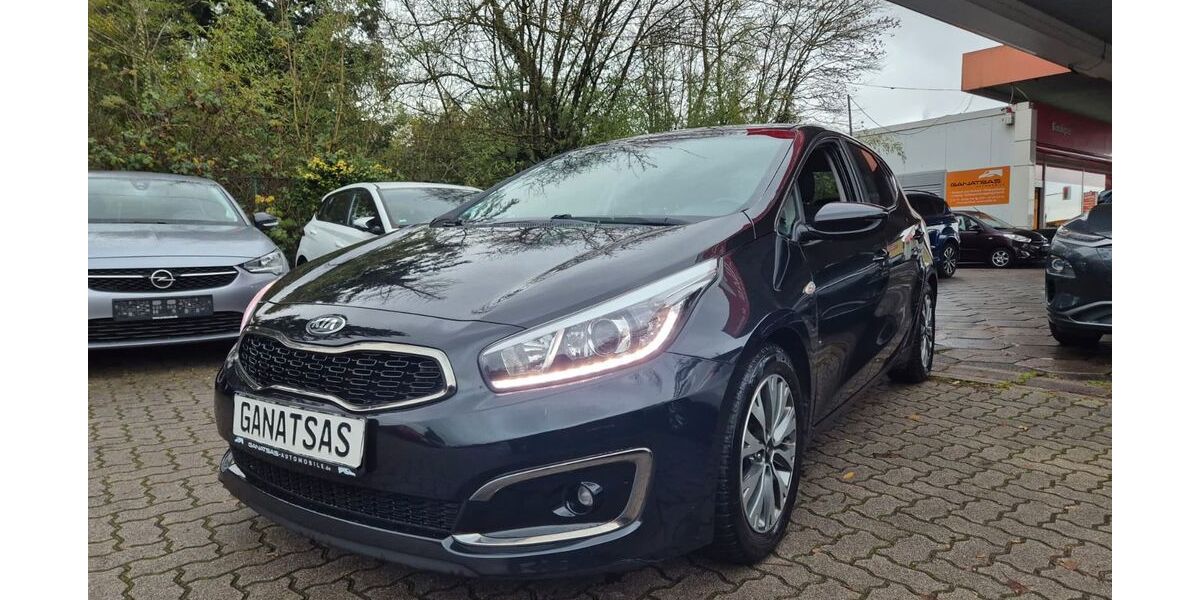 Kia ceed / Ceed 130.000 km 8.900 &euro; Neumalsch 76316