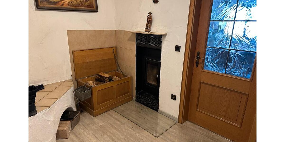 Erdgeschoßwohnung Brunnen - 4 Zimmer, 130 m&sup2;, 1.550&euro; | Angebot:26321417