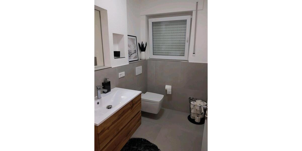 Erdgeschoßwohnung Halle - 4 Zimmer, 112 m&sup2;, 310.000&euro; | Angebot:27018523