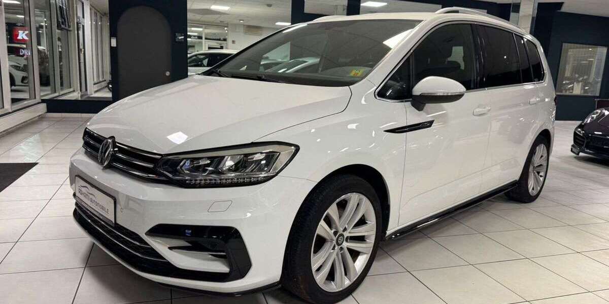 VW Touran 103.000 km 16.987 &euro; Pforzheim 75179