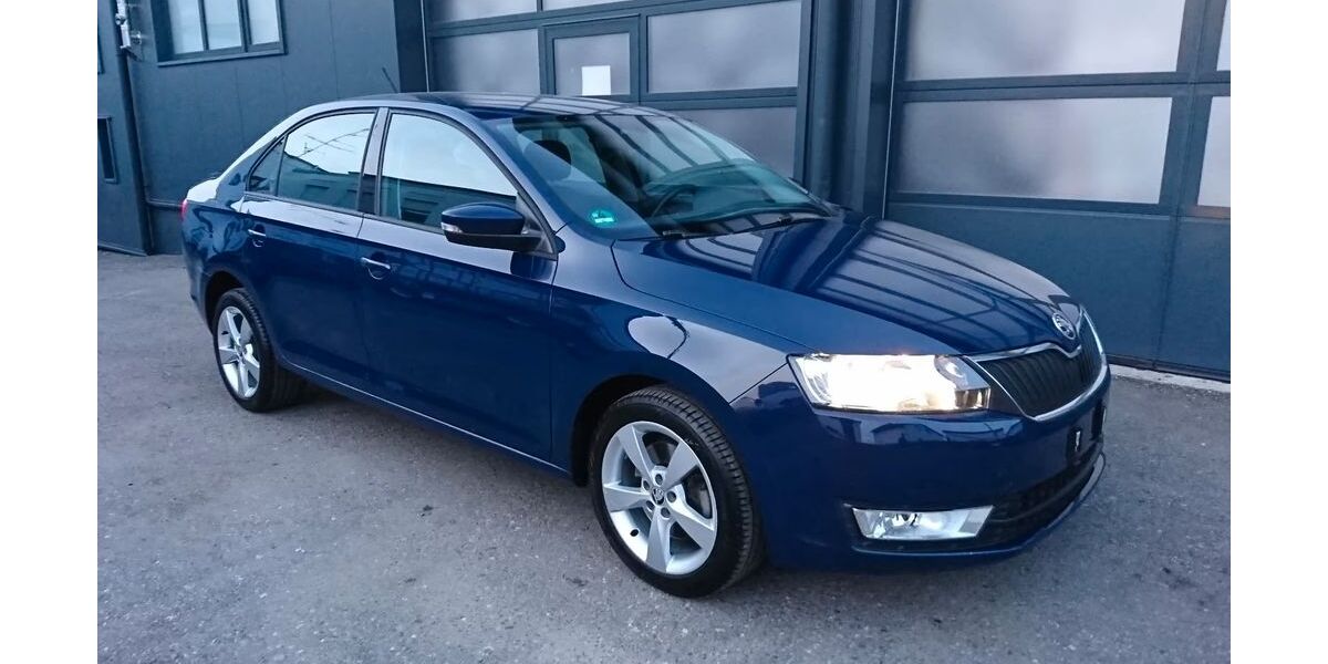 Skoda Rapid 128.000 km 7.900 &euro; Weingarten 88250
