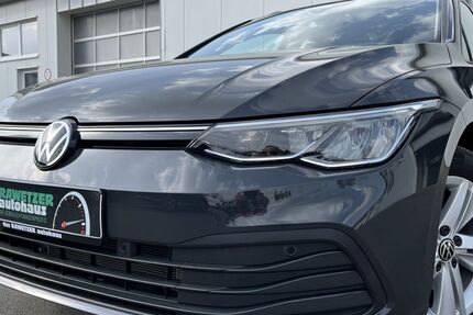 VW Golf 8.511 km 24.860 &euro; Marktredwitz 95615
