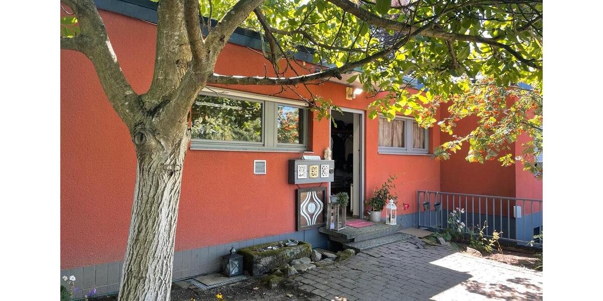 Bungalow Michelstadt - 5 Zimmer, 154 m&sup2;, 1.300&euro; | Angebot:24828710