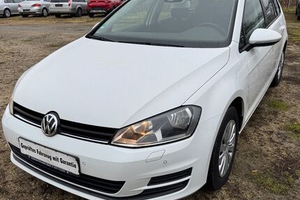 VW Golf 223.000 km 6.999 &euro; Görlitz 02826