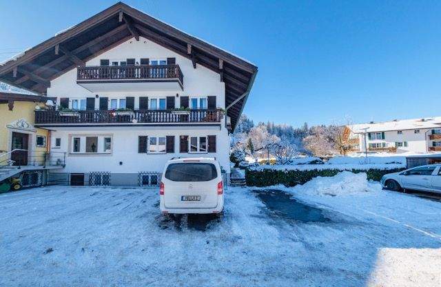 Helle, möblierte 4-Zimmer-Dachgeschosswohnung in Seenähe 4 zimmer