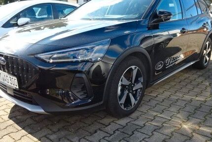 Ford Focus 14.900 km 29.995 € Oberlungwitz 09353