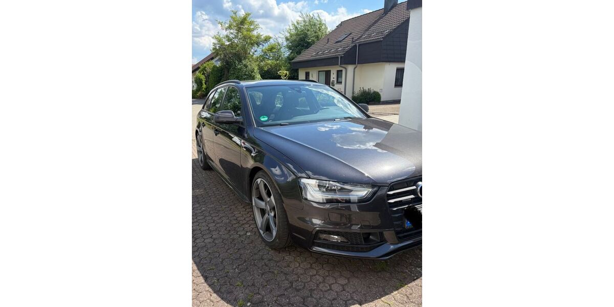 Audi A4 158.000 km 12.500 &euro; Schramberg 78713
