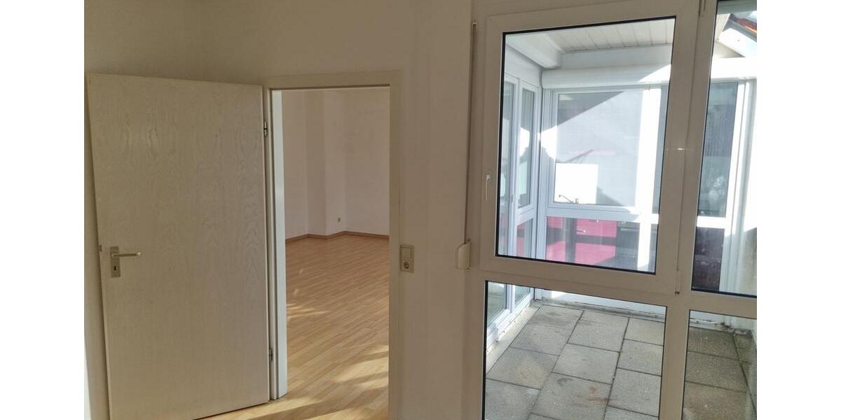Sonnige 2-Zimmer-Wohnung mit Balkon(Loggia) in Künzelsau 2 zimmer