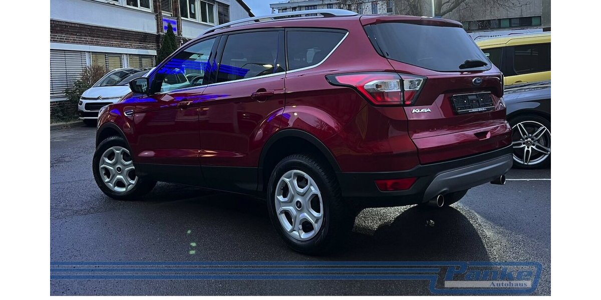 Ford Kuga Automatik*Navi*Carplay*SHZ*Tempo* 63.647 km 14.990 &euro; Berlin 13187