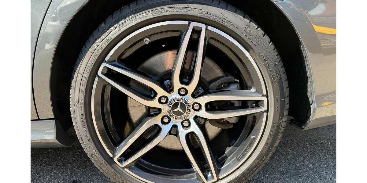 Mercedes-Benz E 400 Limousine 4Matic AMG Line 341.000 km 19.990 &euro; Neckarsulm 74172
