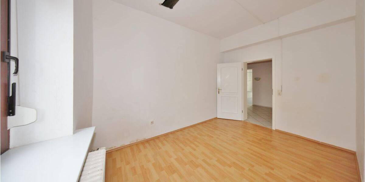 Etagenwohnung Wilhelmshaven Innenstadt - 3 Zimmer, 101 m&sup2;, 155.000&euro; | Angebot:26841472