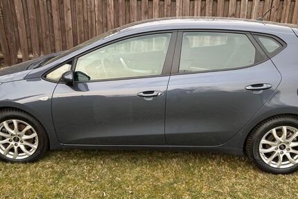 Kia ceed / Ceed 92.400 km 10.900 &euro; Winsen/ Aller 29308