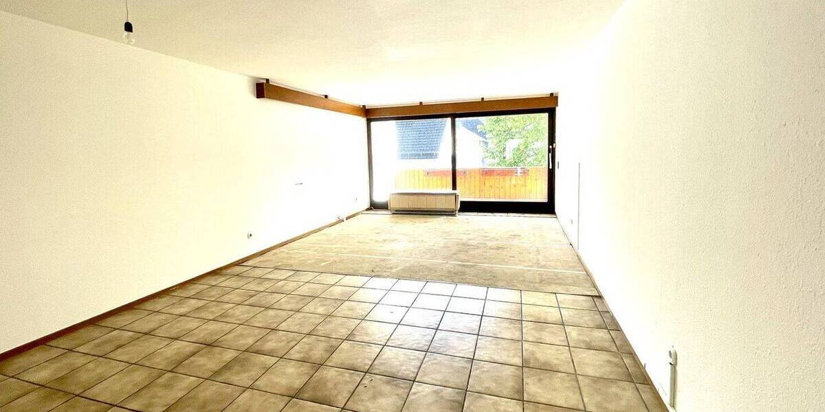 Etagenwohnung Lennestadt / Meggen Meggen - 4 Zimmer, 104 m&sup2;, 135.000&euro; | Angebot:26879521