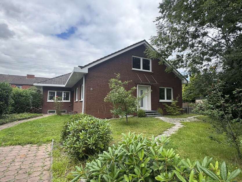 Haus zum Kaufen in Schwanewede 548.000 € 253 m²