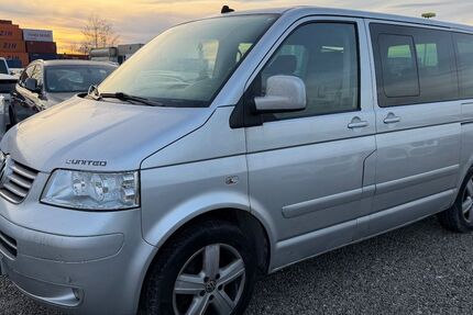 VW T5 Transporter 340.000 km 5.999 &euro; München 81829