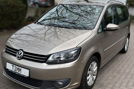 VW Touran 124.000 km 18.990 &euro; Molfsee 24113