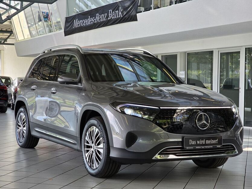Mercedes-Benz EQB 10.029 km 38.440 € Asperg 71679