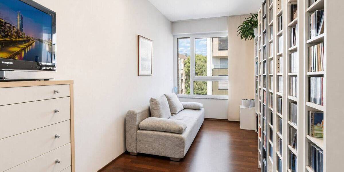 Etagenwohnung Frankfurt am Main Ostend - 4 Zimmer, 146 m&sup2;, 1.249.000&euro; | Angebot:26796161