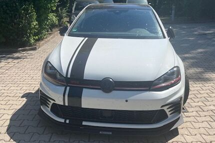 VW Golf 154.146 km 27.012 € Hohenbrunn-Riemerling 85521