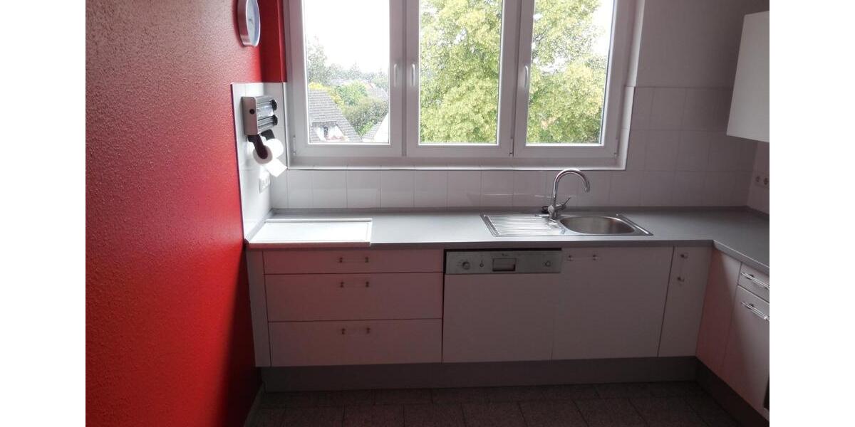 Dachgeschoßwohnung Aachen Eilendorf - 3 Zimmer, 80 m&sup2;, 240.000&euro; | Angebot:26442062