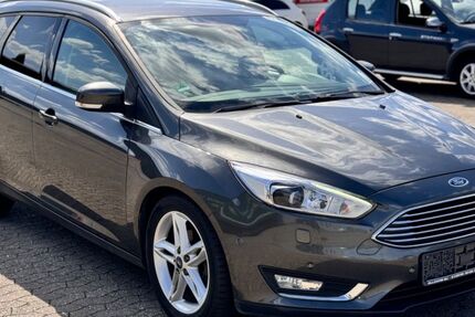 Ford Focus 101.700 km 8.950 &euro; Bornheim 53332