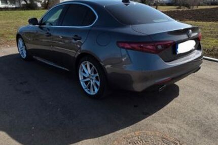 Alfa Romeo Giulia 84.558 km 17.500 &euro; Aixheim 78554