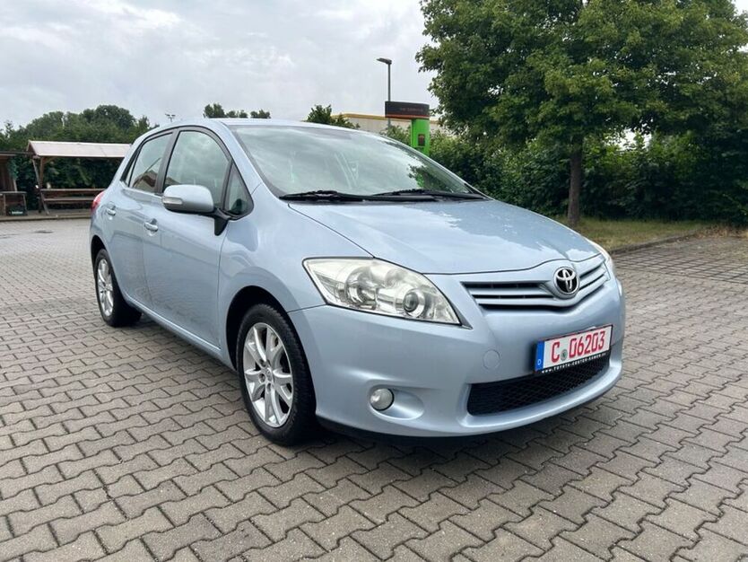 Auris