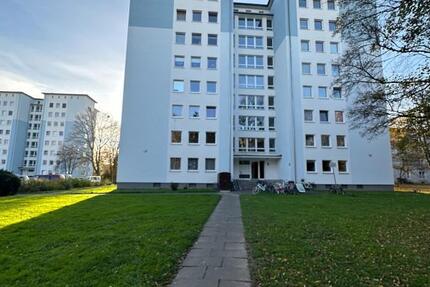 Geräumige 3-Zi-Wohnung mit Balkon! 3 zimmer