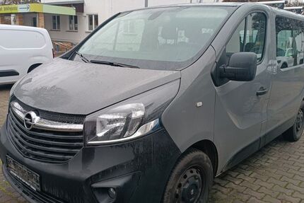 Opel Vivaro 200.000 km 9.999 &euro; Leipzig 04288