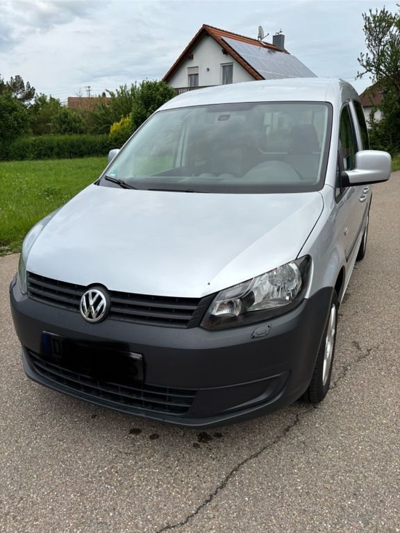 VW Caddy 215.000 km 5.999 € Syrgenstein 89428