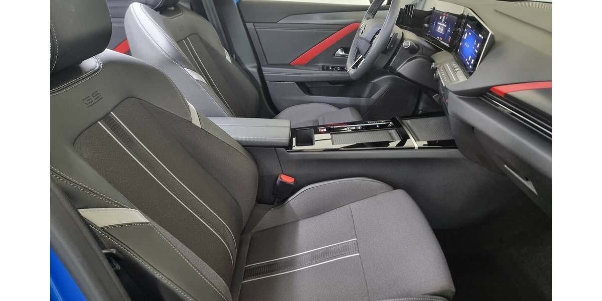 Opel Astra lim. GS Line AT8 APP Navi Spur AGR-Sitz 14.800 km 19.950 &euro; Garrel 49681