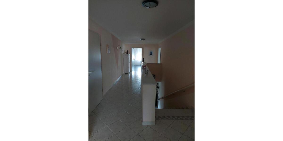 Mehrfamilienhaus, Wohnhaus Reichshof - 7 Zimmer, 305 m&sup2;, 750.000&euro; | Angebot:26102656