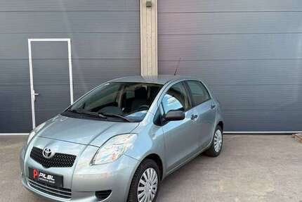 Toyota Yaris 98.300 km 3.990 &euro; Wegscheid 94110