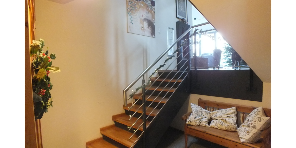 Architektenhaus in Feldrandlage mit ca. 350m² Wohnfl. und ca. 802m² Grundst.! - Einfamilienhaus Büttelborn | Angebot:26644562