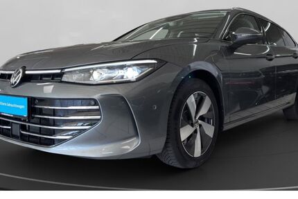 VW Passat 11.950 km 41.490 &euro; Köln 50968
