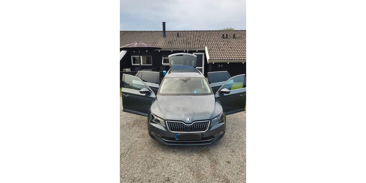 Skoda Superb 118.256 km 21.000 &euro; Hamburg 22455