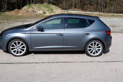 Seat Leon 78.000 km 16.490 &euro; Neukirchen b. Hl. Blut 93453
