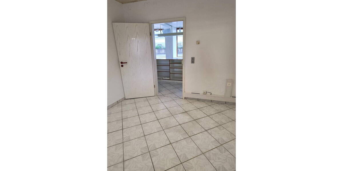 Reihenmittelhaus Östringen-Odenheim Odenheim - 1 Zimmer, 294 m&sup2;, 349.000&euro; | Angebot:26286509