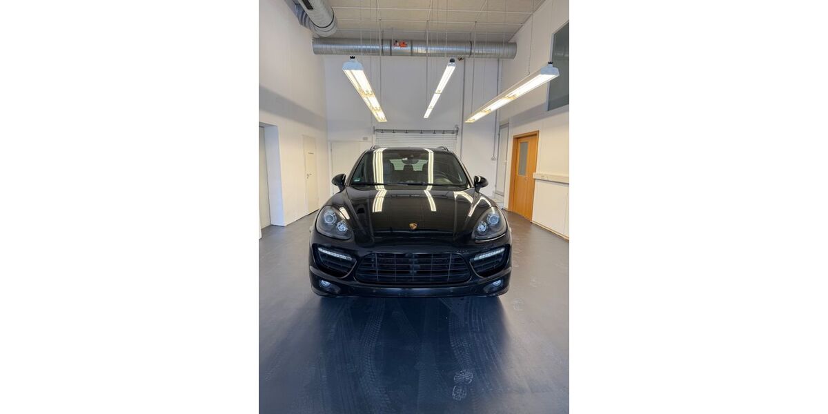 Porsche Cayenne 198.114 km 23.950 &euro; Böblingen 71034