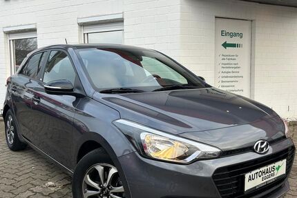 Hyundai i20 83.410 km 9.780 &euro; Bad Segeberg 23795