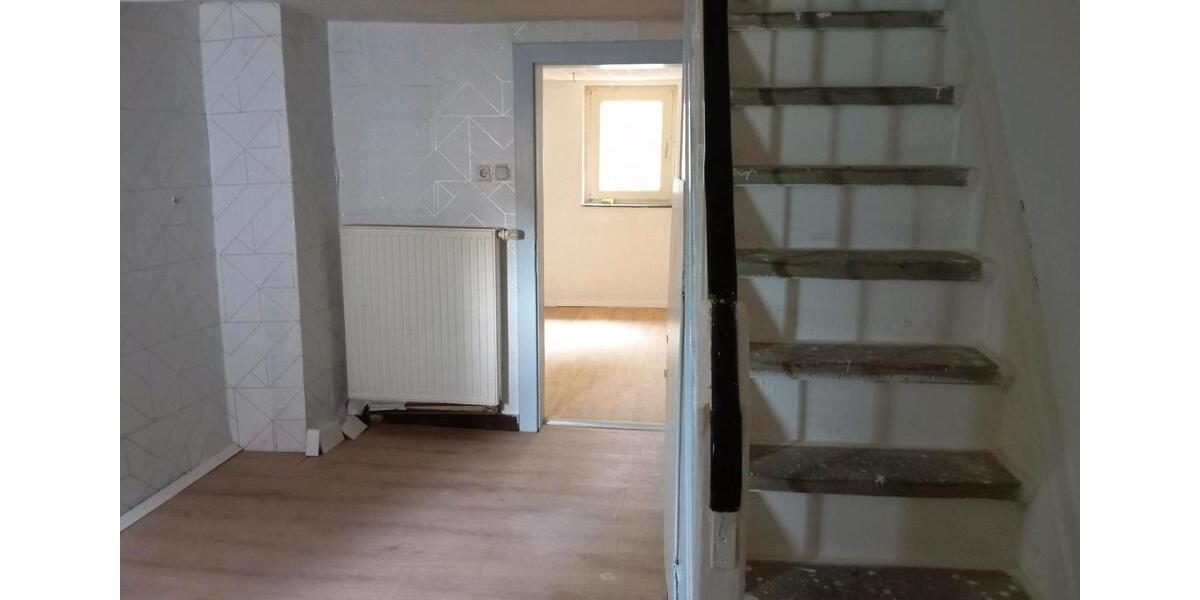 Einfamilienhaus Wegberg - 5 Zimmer, 120 m&sup2;, 140.000&euro; | Angebot:26348542