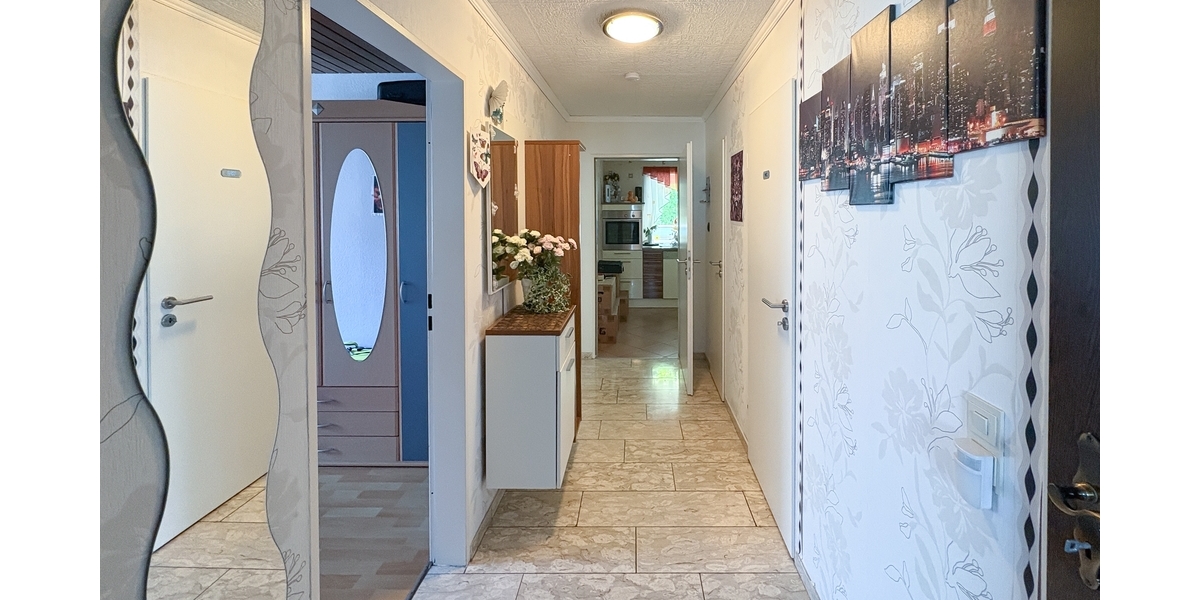 Viel Platz für Familie & Kapital: Gepflegtes Mehrfamilienhaus mit 3 Wohneinheiten - Mehrfamilienhaus, Wohnhaus Meisenheim | Angebot:27168424