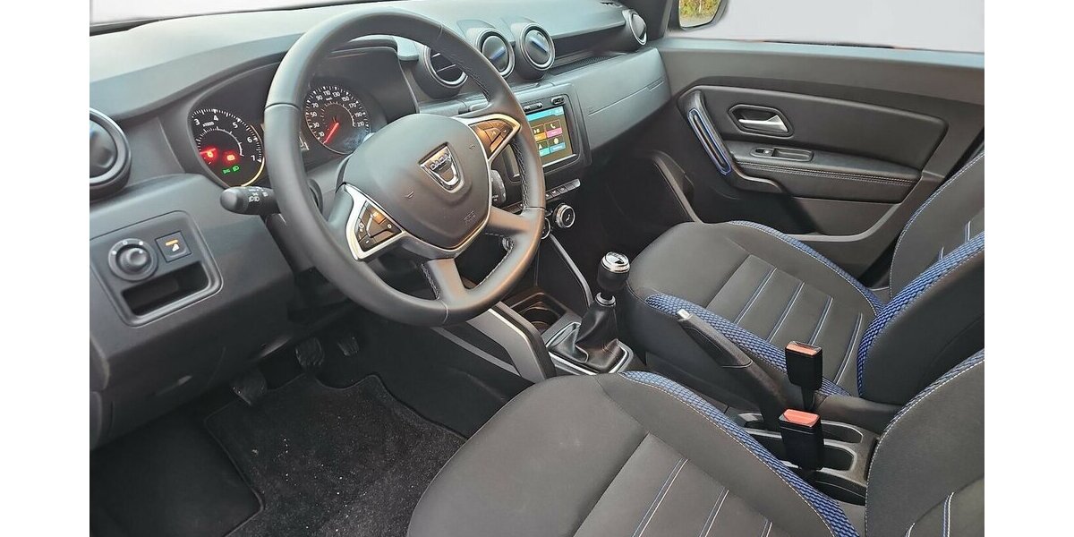 Dacia Duster II Celebration+Insp+TÜV+NEU 27.276 km 16.990 &euro; Schwalbach/Taunus 65824