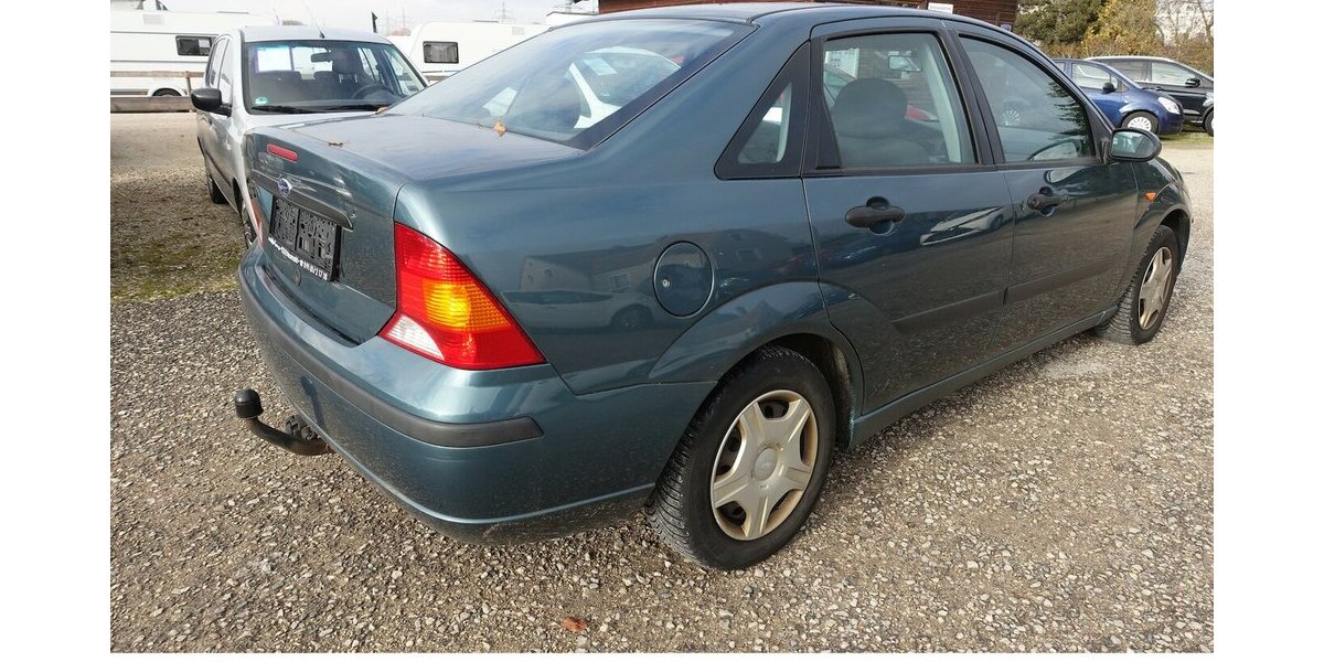Ford Focus Finesse ohne TÜV Klima AHK Alu WR 4xAirbag 140.000 km 450 &euro; Neumarkt/OPf 92318