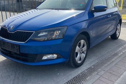 Skoda Fabia 228.000 km 3.999 &euro; Hockenheim 68766