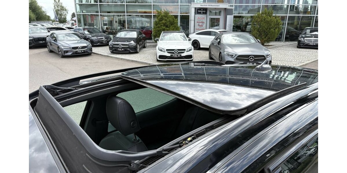 Cupra Formentor 1.5 TSI CARPLAY/NAVI/KAMERA/ACC/AHK 148.927 km 19.900 &euro; Villingen-Schwenningen 78054